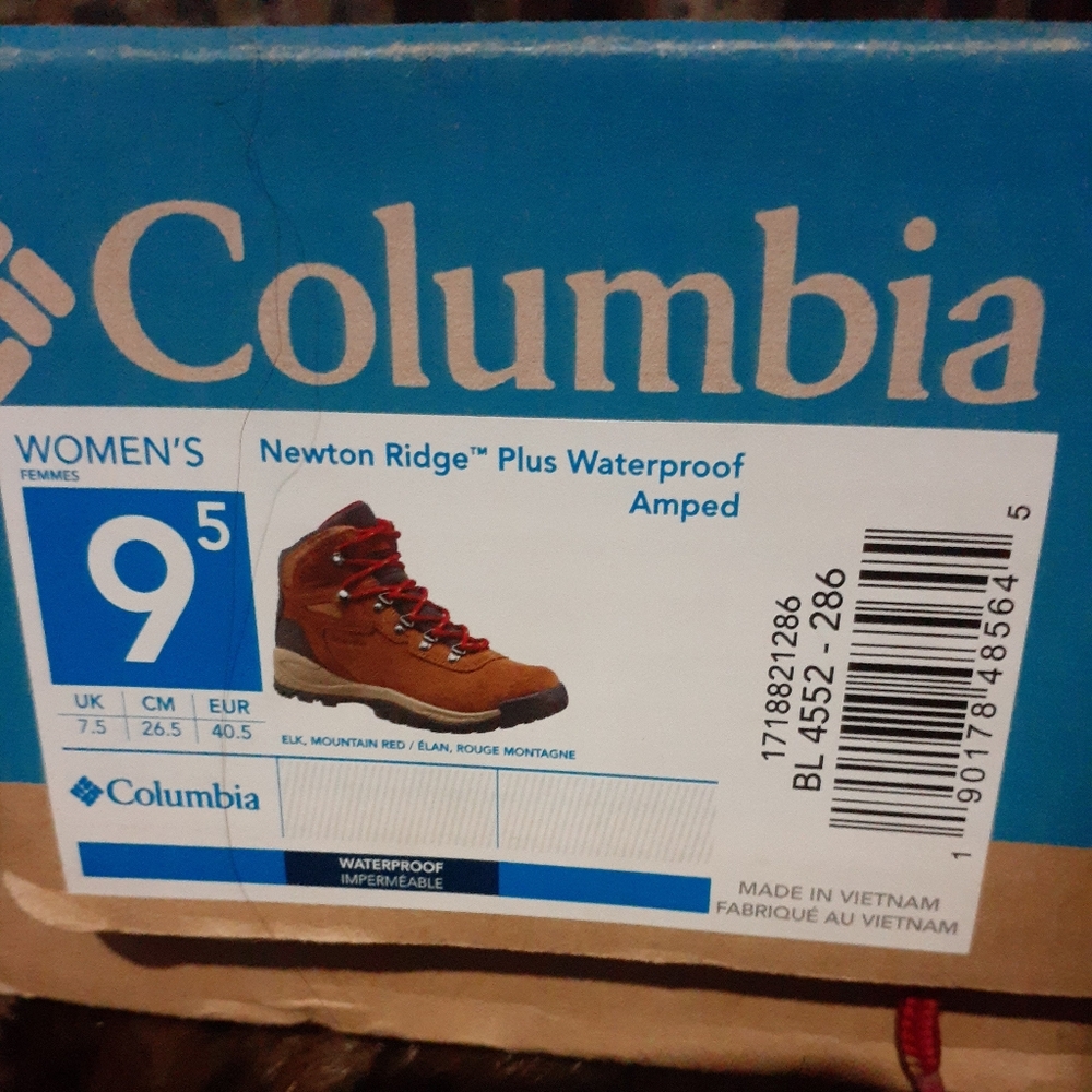 Columbia boots size 9.5 ,womens